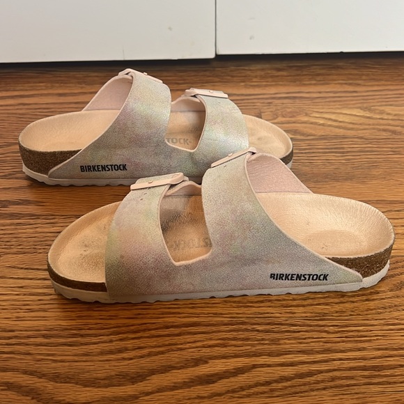 Birkenstock Arizona Vegan Iridescent Light Rose Microfiber Sandals - Picture 4 of 10